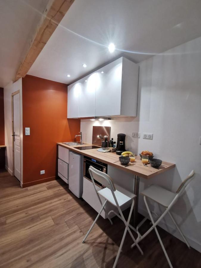 Les Appartements Du Centre, Refaits A Neuf, Climatises, Hyper Centre, 50M A Pieds Des Commerces, Restaurants, Parking Gratuit Salies-de-Béarn Kültér fotó